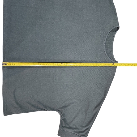 SHEIN Women's Dark Green Oversized Batwing Sleeve Soft Fleece Tee Size Medium - Picture 5 of 7